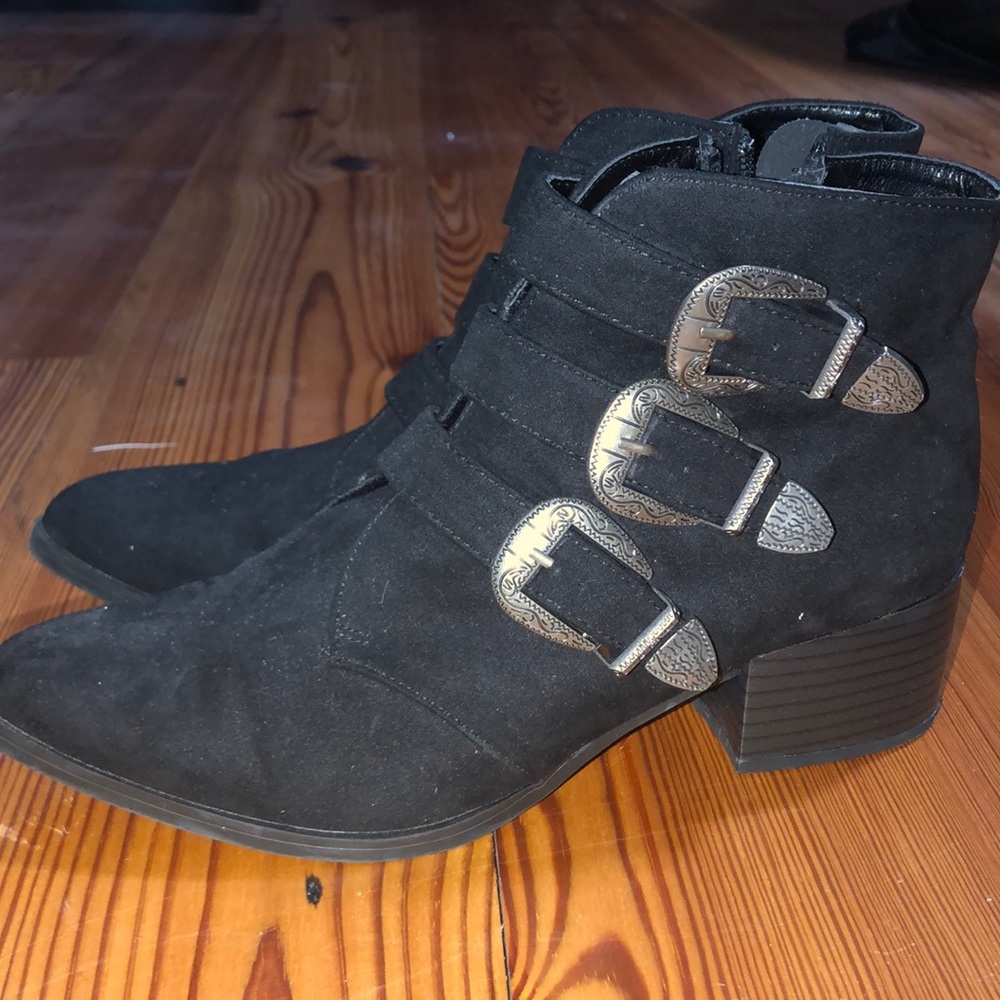 Qupid black suede cowboy western buckled moto boot